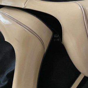 YSL Yves Saint Laurent Nude Janis 105 Pumps